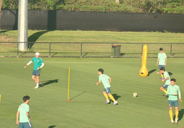 中国男足迎战世界杯劲旅库拉索 磨合难题成关键