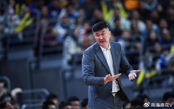 焦泊乔离队广东宏远第二阶段崩盘 伤病潮冲击