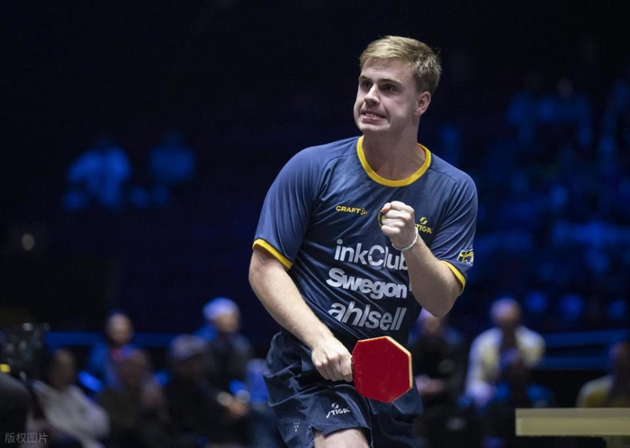 莫雷加德4-0横扫弗朗西斯